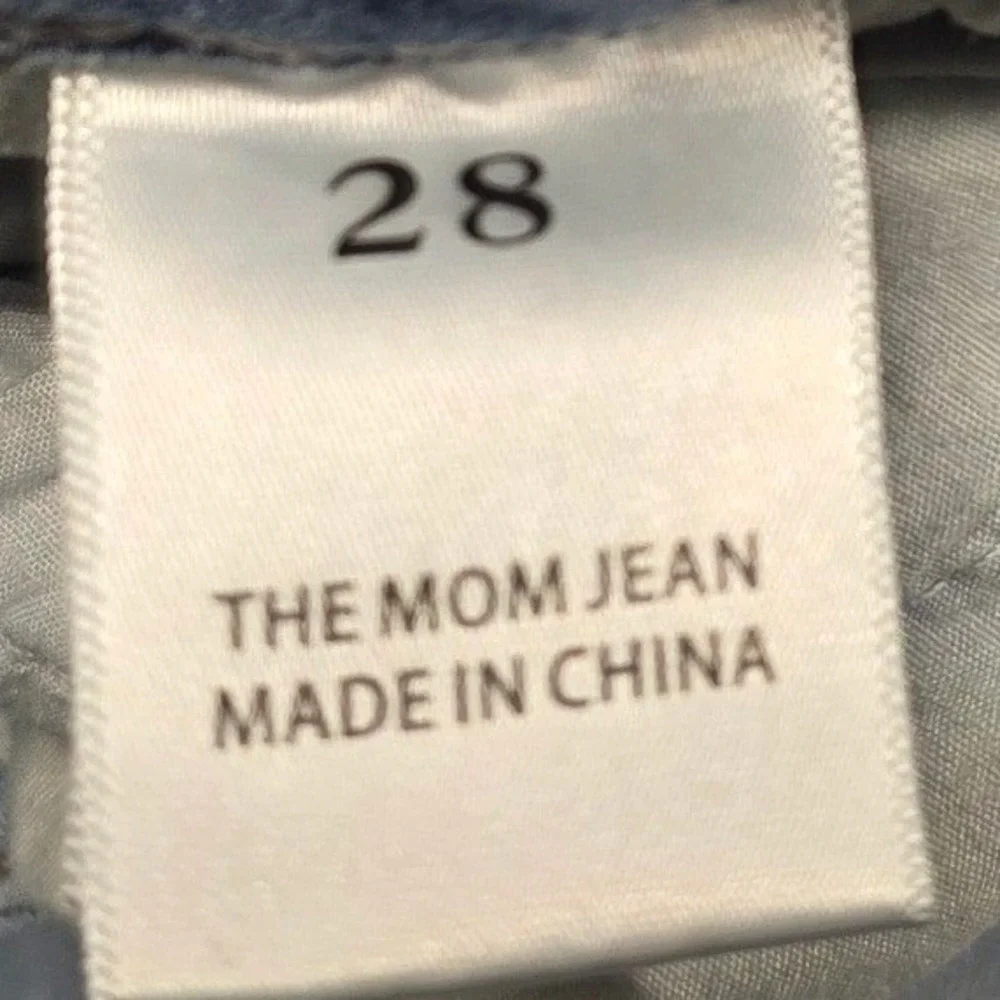 Willow Root Women's Size‎ 28 Light Wash Mom Jeans Denim